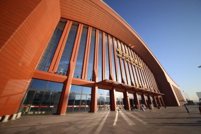 海天装饰公司:实木地板如何挑选?【华体会体育hth官方网站】(图1) 华体会体育hth官方网站